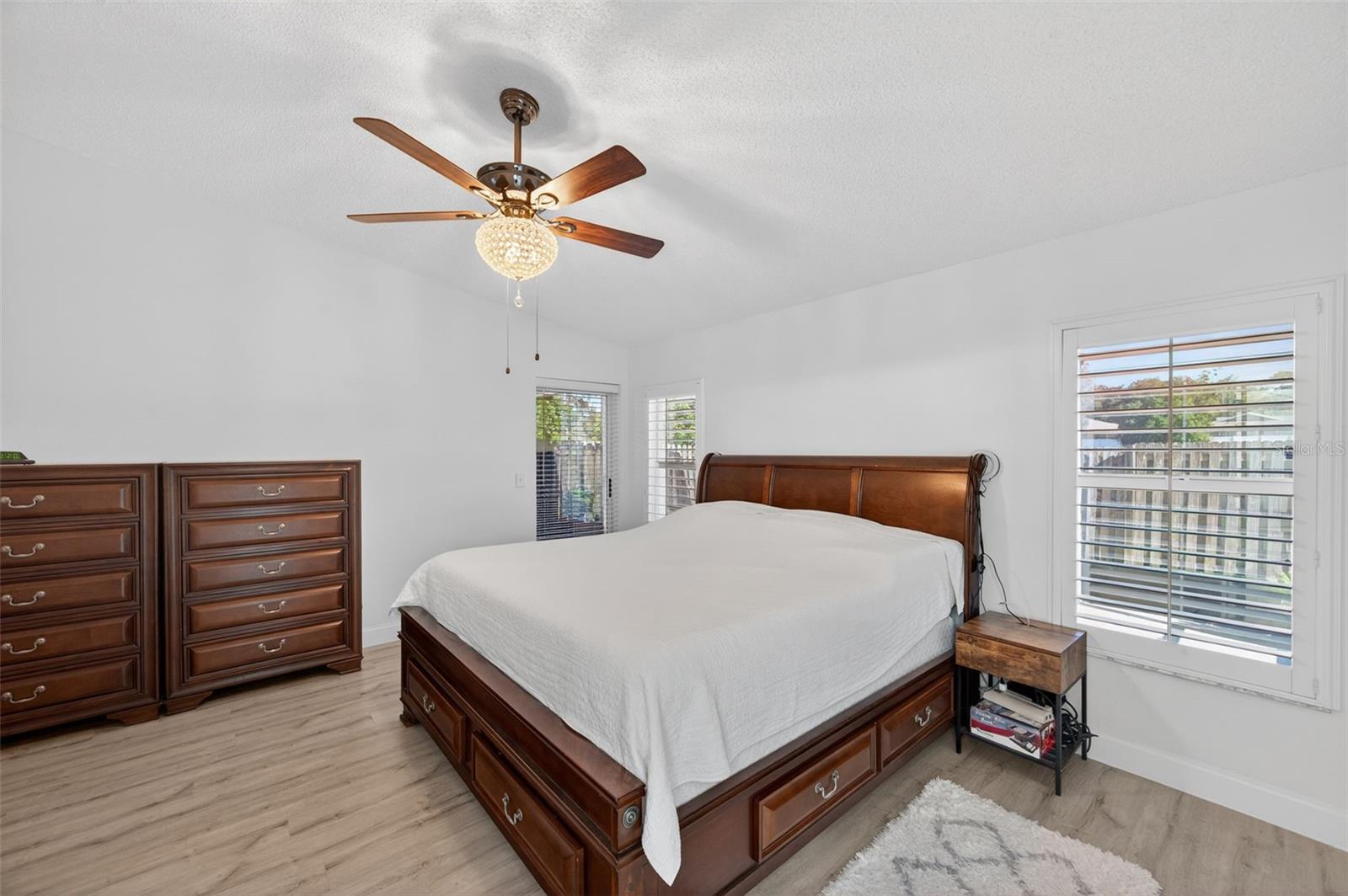 BROOKFIELD - Residential