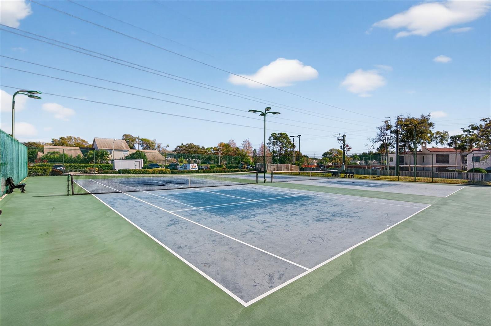 BROOKFIELD - Residential