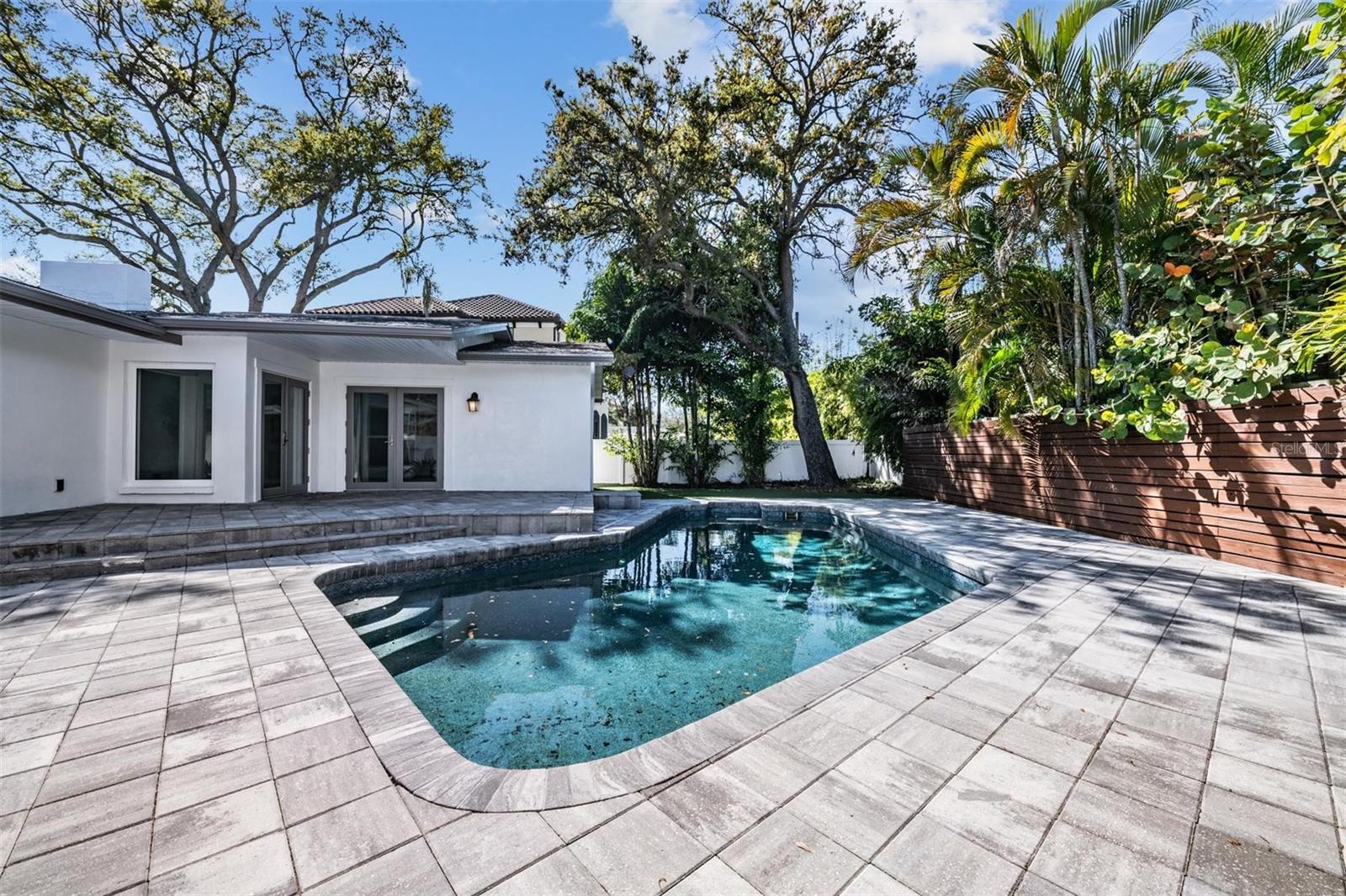 BEACH PARK - Residential