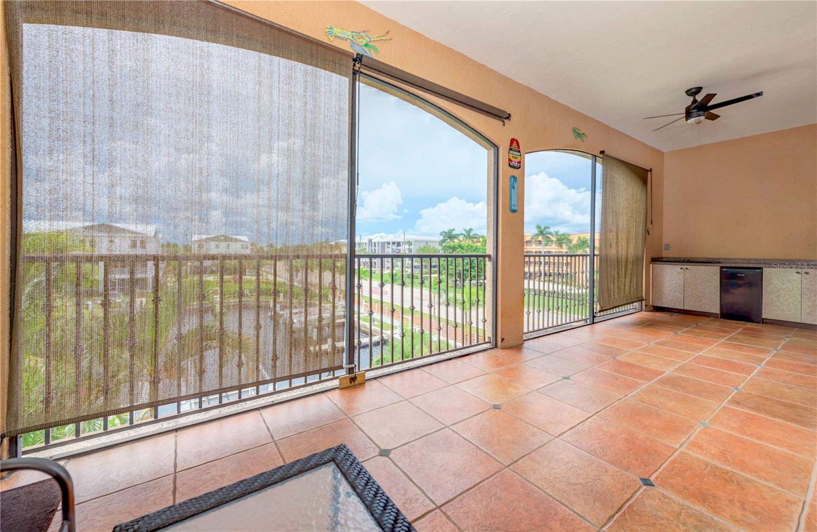 SIESTA COVE - Residential