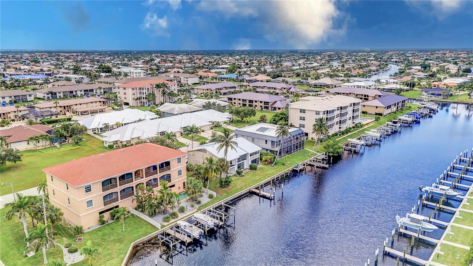SIESTA COVE - Residential