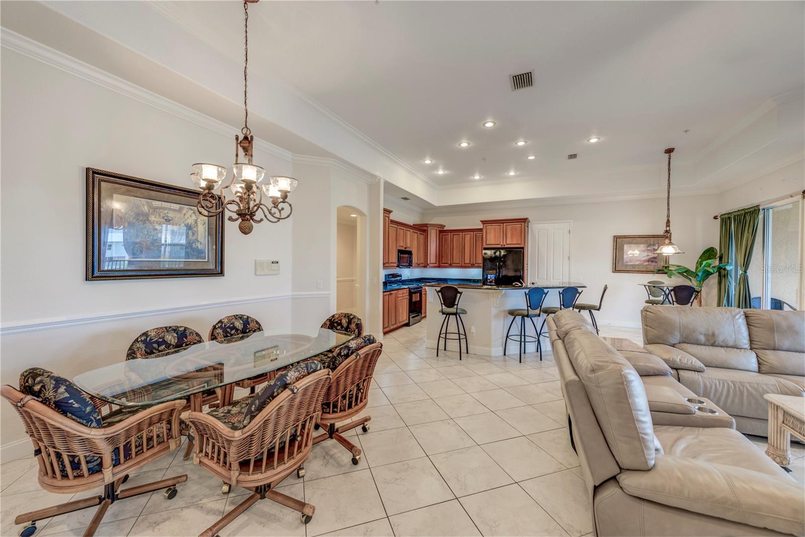 SIESTA COVE - Residential