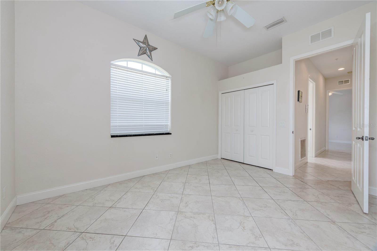 SIESTA COVE - Residential