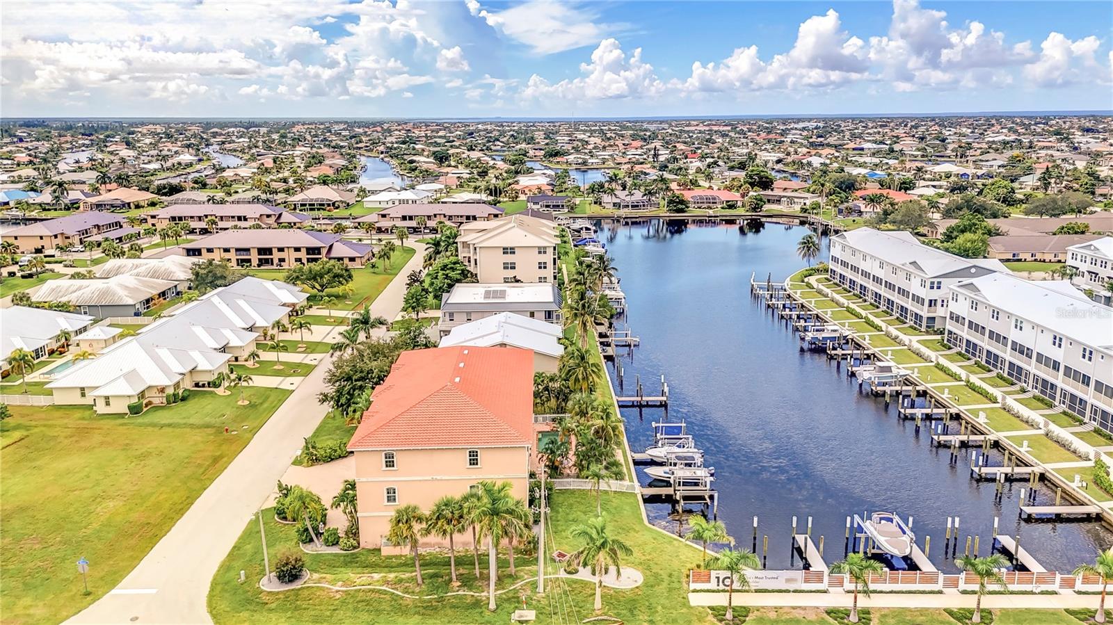 SIESTA COVE - Residential