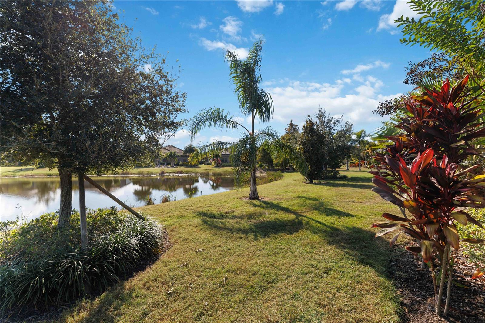 COUNTRY CLUB EAST AT LAKEWD RNCH YY1-4 - Residential