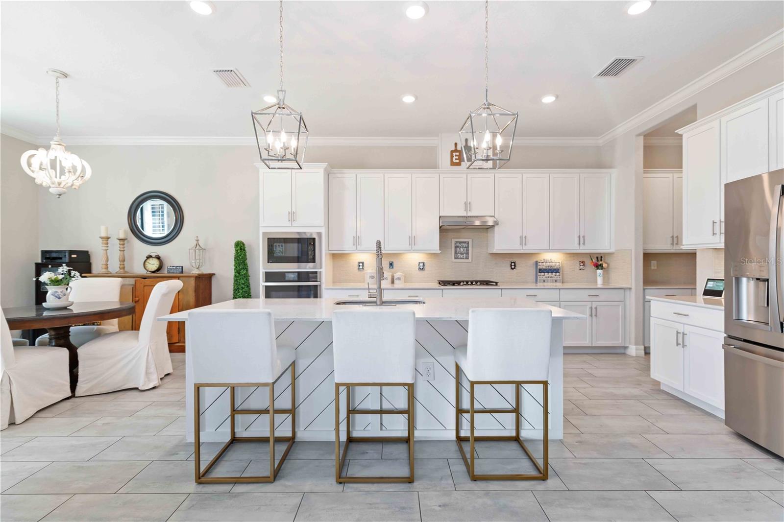 COUNTRY CLUB EAST AT LAKEWD RNCH YY1-4 - Residential