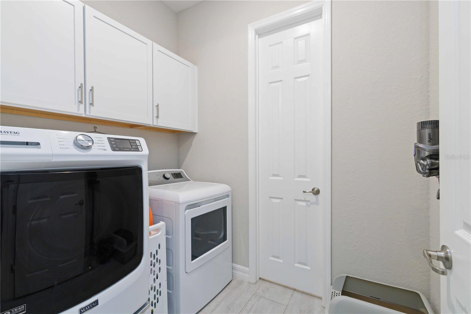 COUNTRY CLUB EAST AT LAKEWD RNCH YY1-4 - Residential