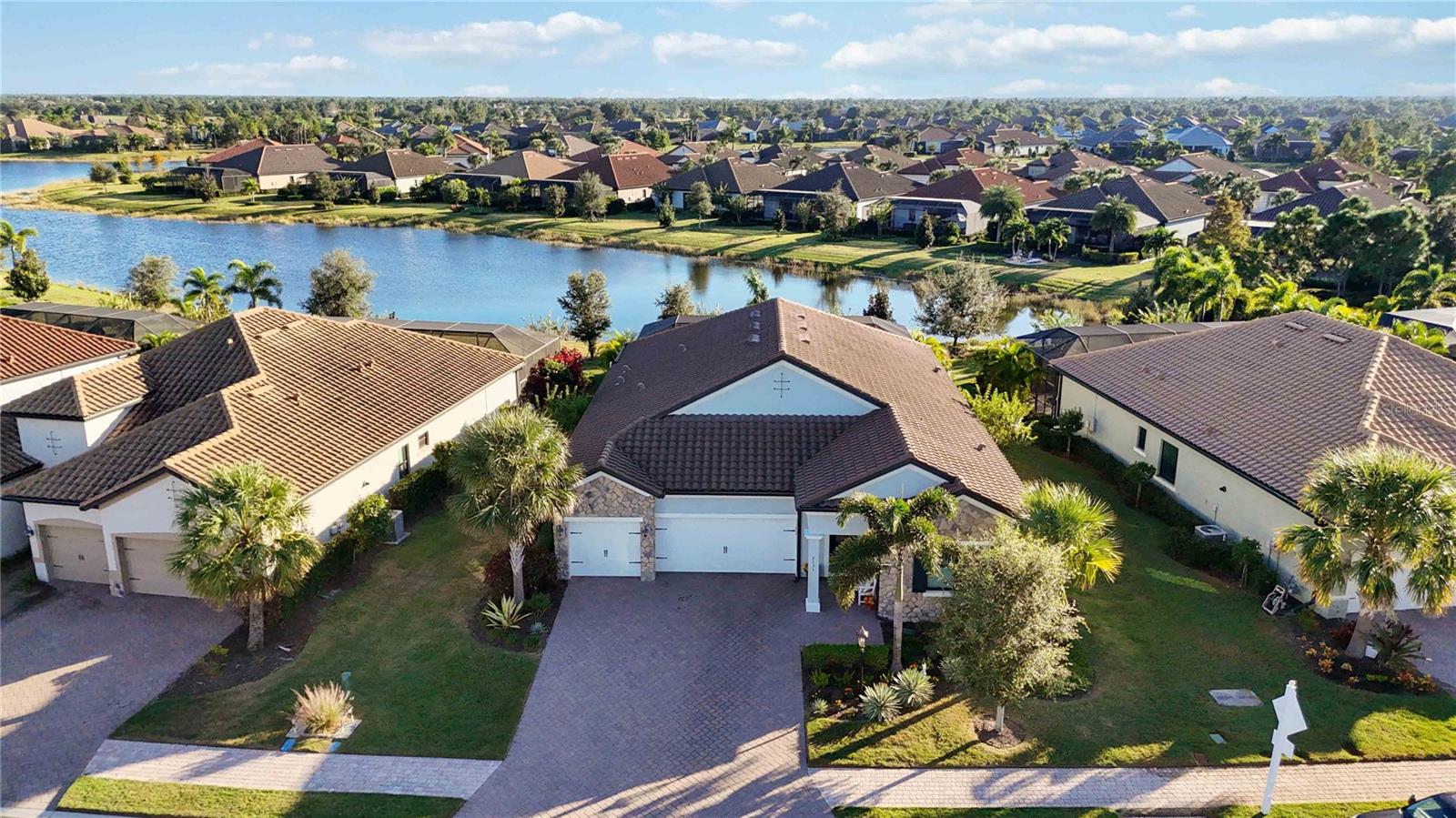 COUNTRY CLUB EAST AT LAKEWD RNCH YY1-4 - Residential