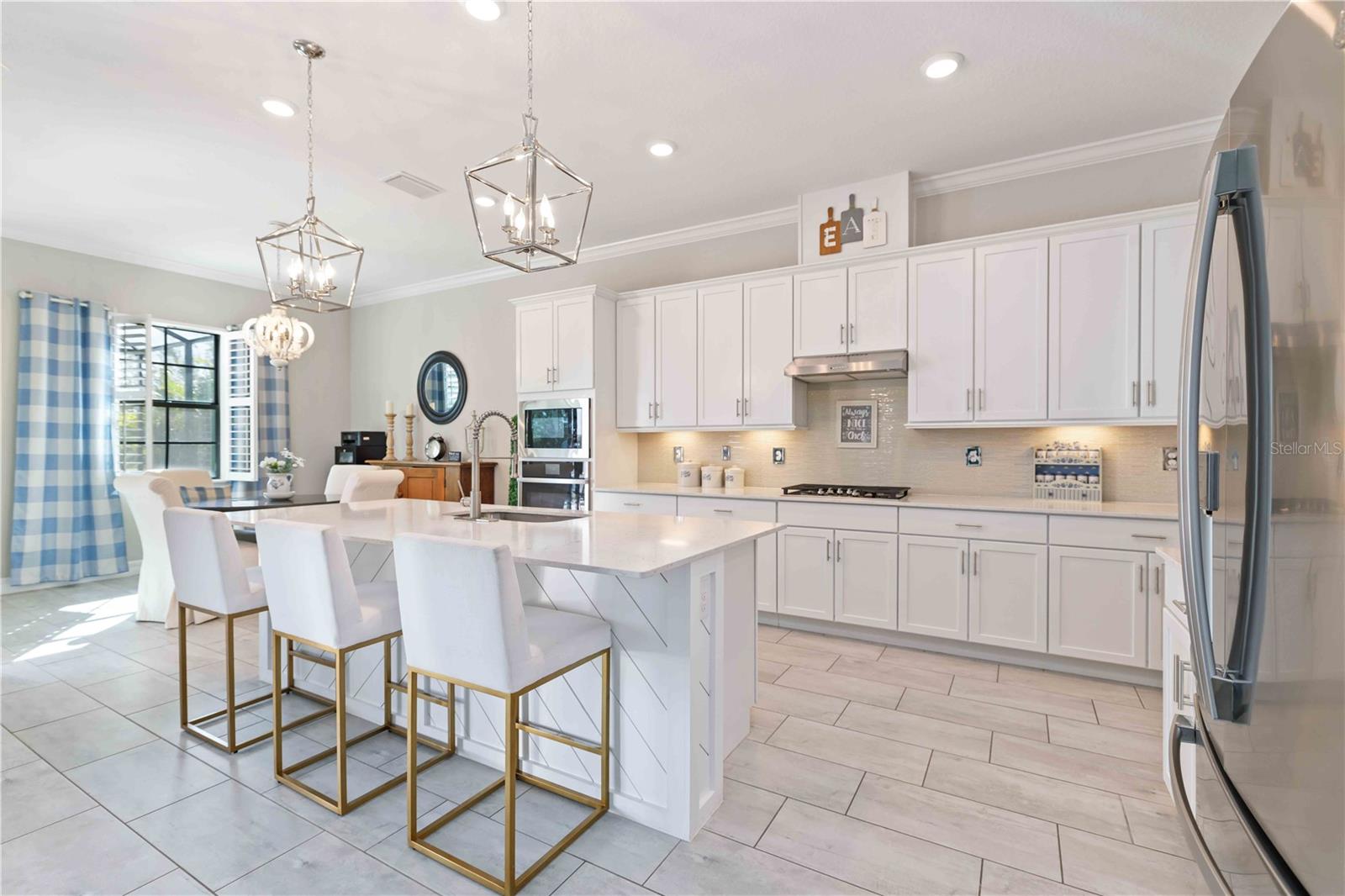 COUNTRY CLUB EAST AT LAKEWD RNCH YY1-4 - Residential