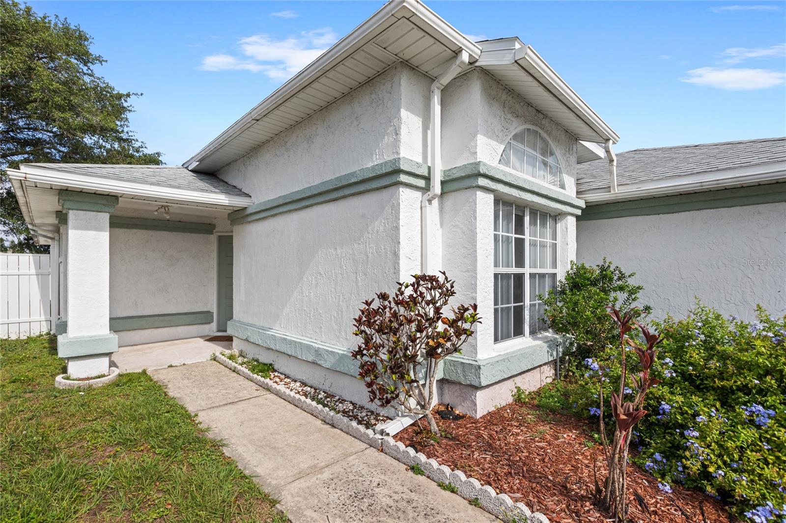 171 SEABREEZE CIRCLE