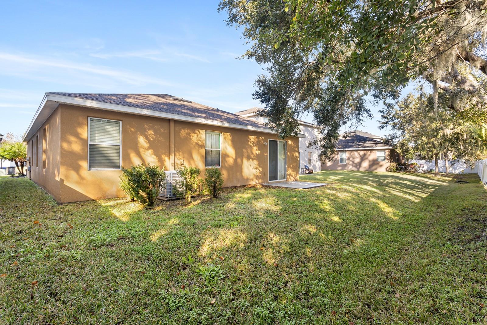 RIVERPLACE SUB - Residential