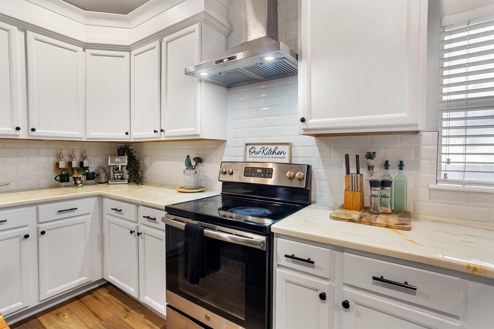 RIVERPLACE SUB - Residential