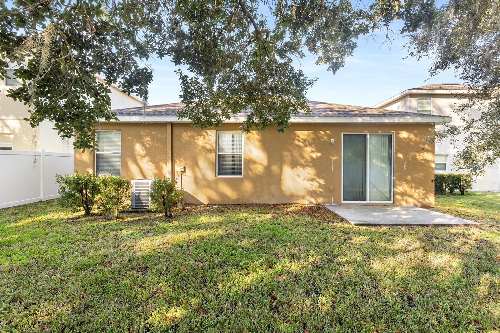 RIVERPLACE SUB - Residential