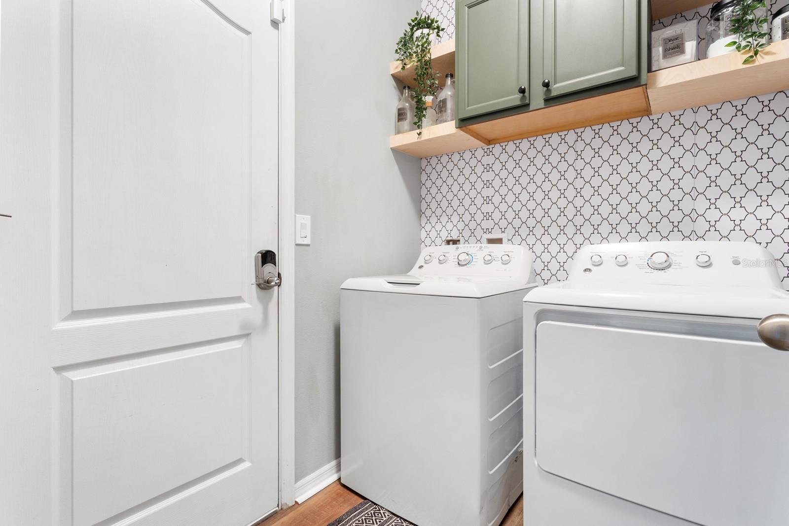 RIVERPLACE SUB - Residential