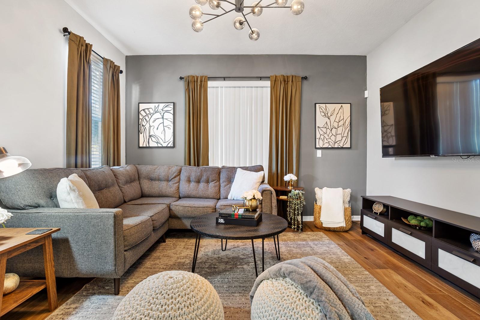 RIVERPLACE SUB - Residential