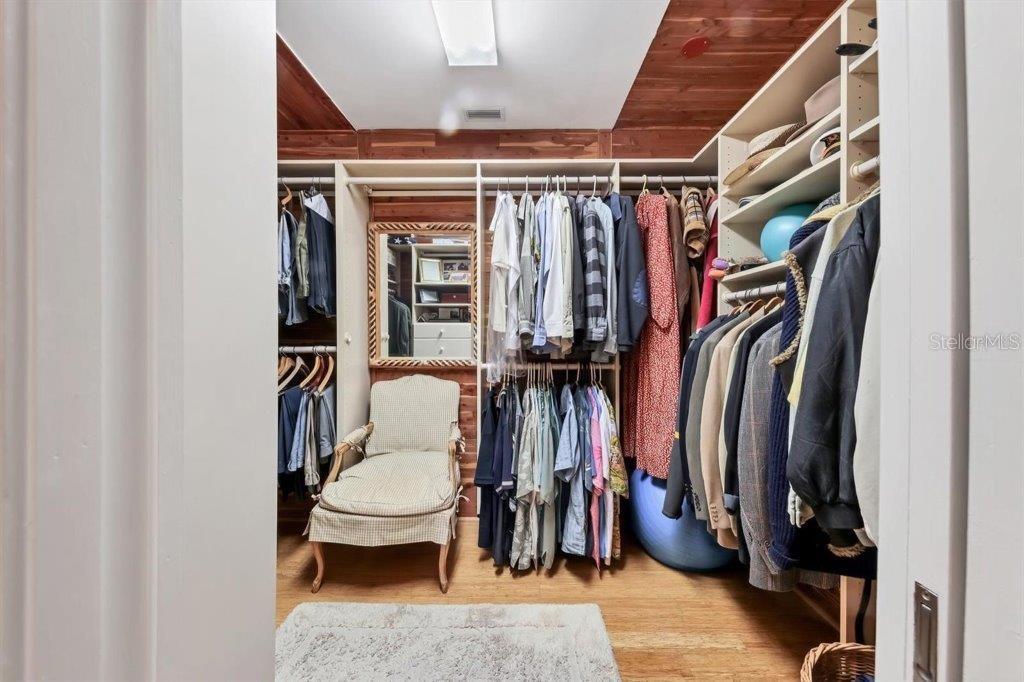 OYSTER BAY ESTATES - Residential