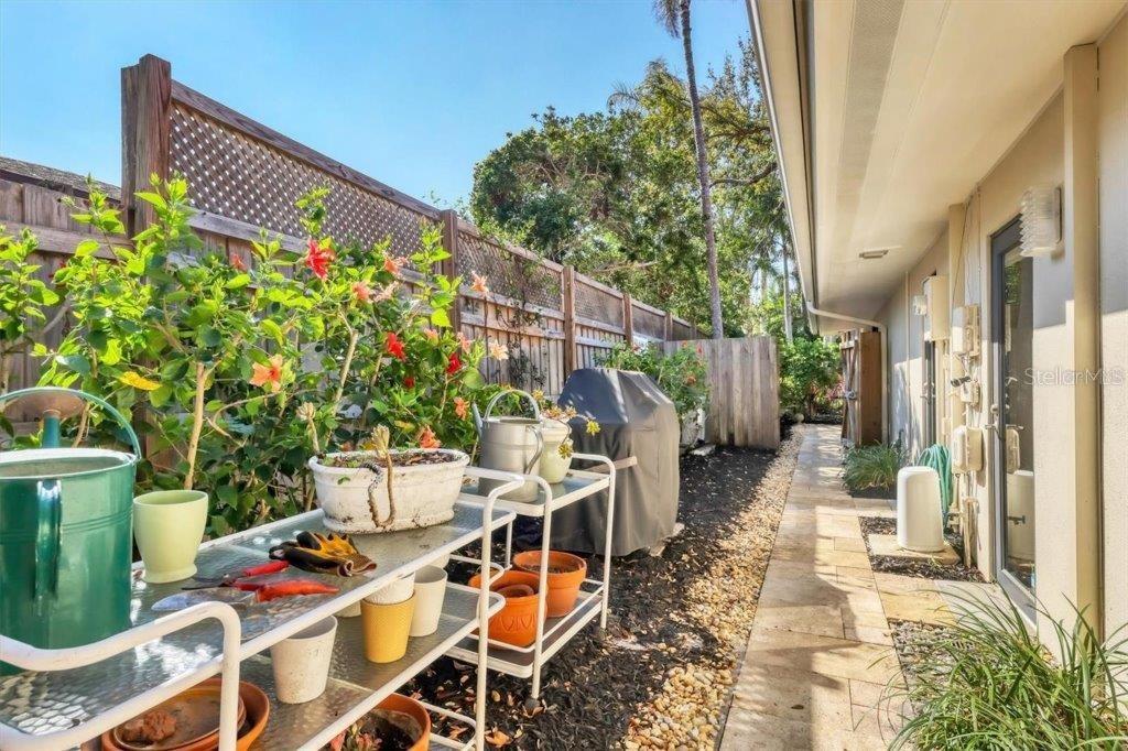 OYSTER BAY ESTATES - Residential