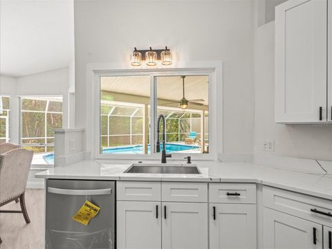 Tiny photo for 7 Graytwig Court W, Homosassa, FL 34446 (MLS # W7878644)