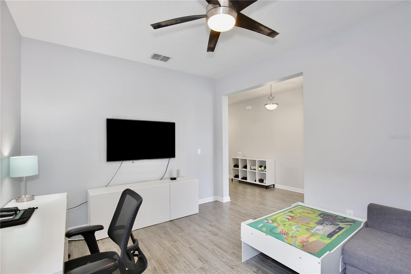 11717 POETRY DRIVE