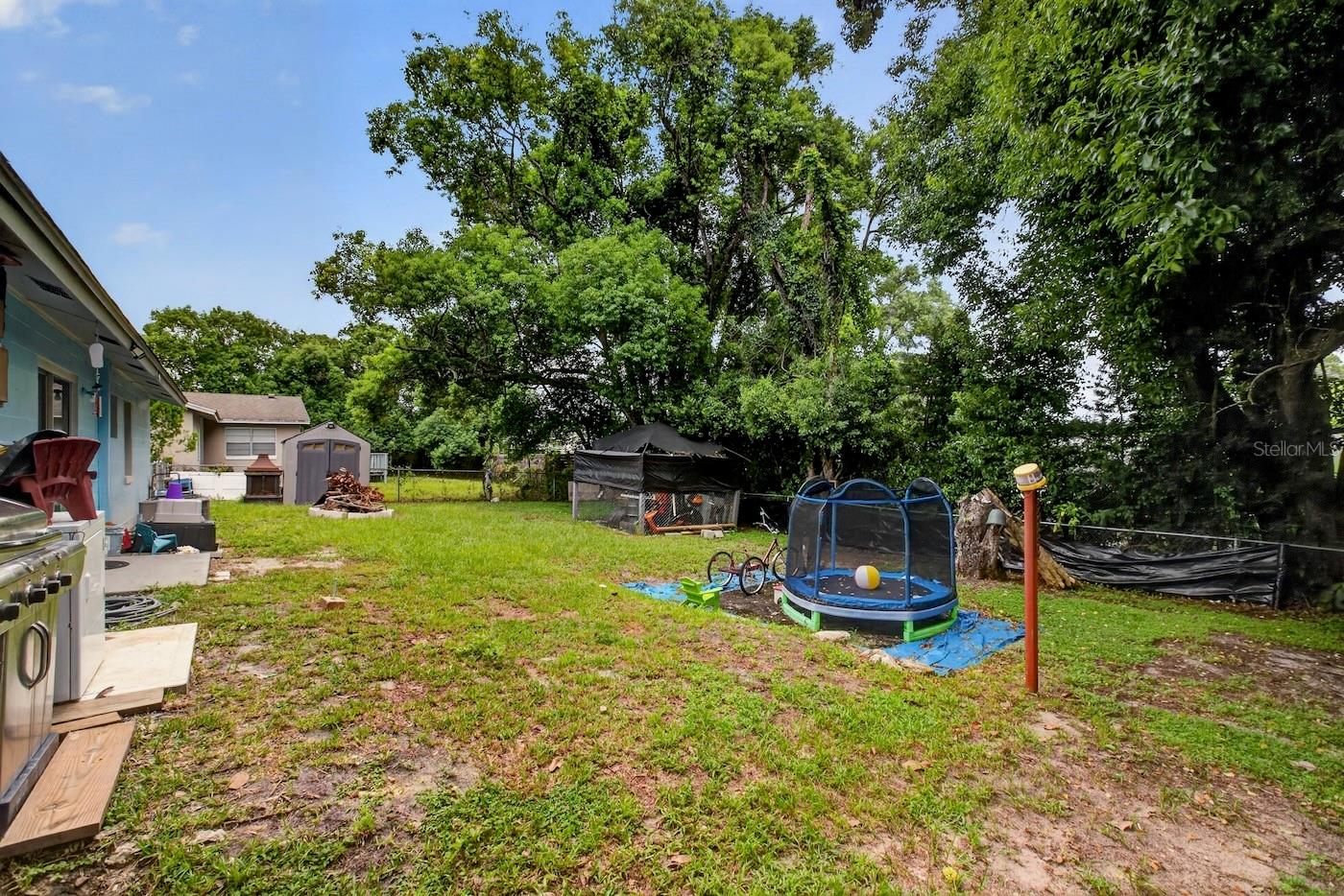 359 W LANSDOWNE AVENUE