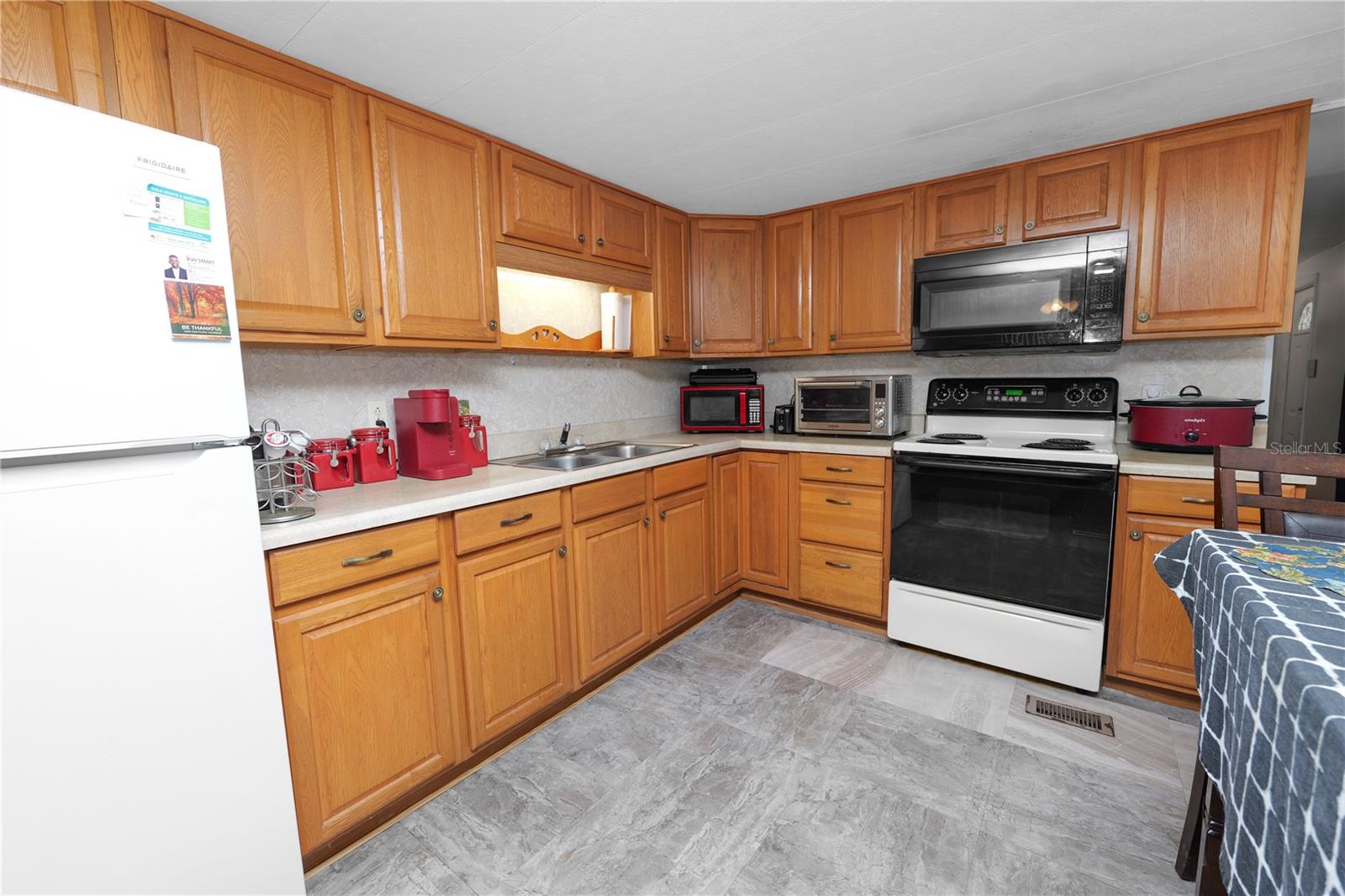 SKYVIEW ESTATES - Residential