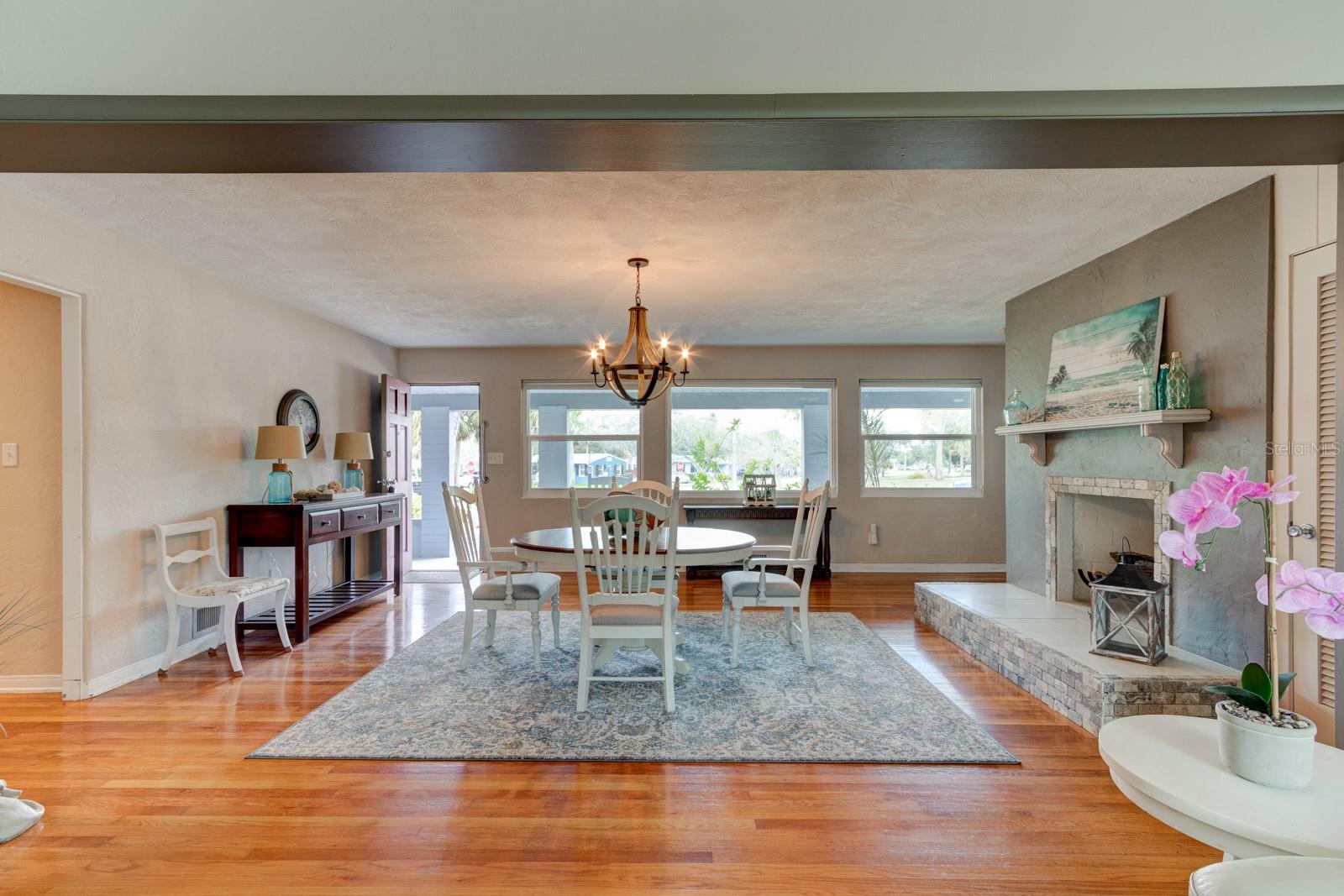 72 ROCKEFELLER DRIVE