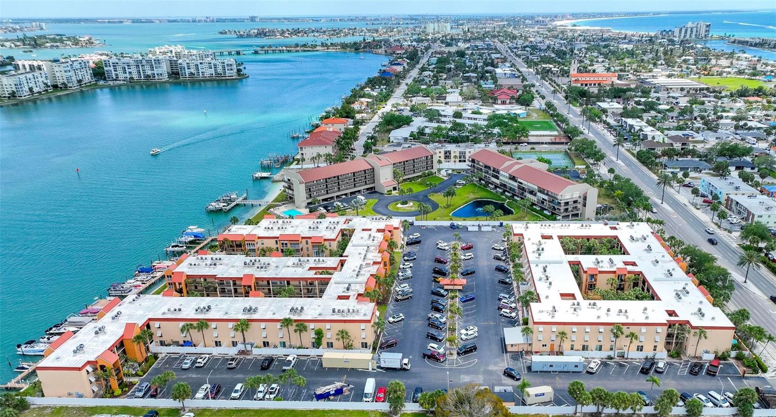 BOCA SHORES CONDO - Residential