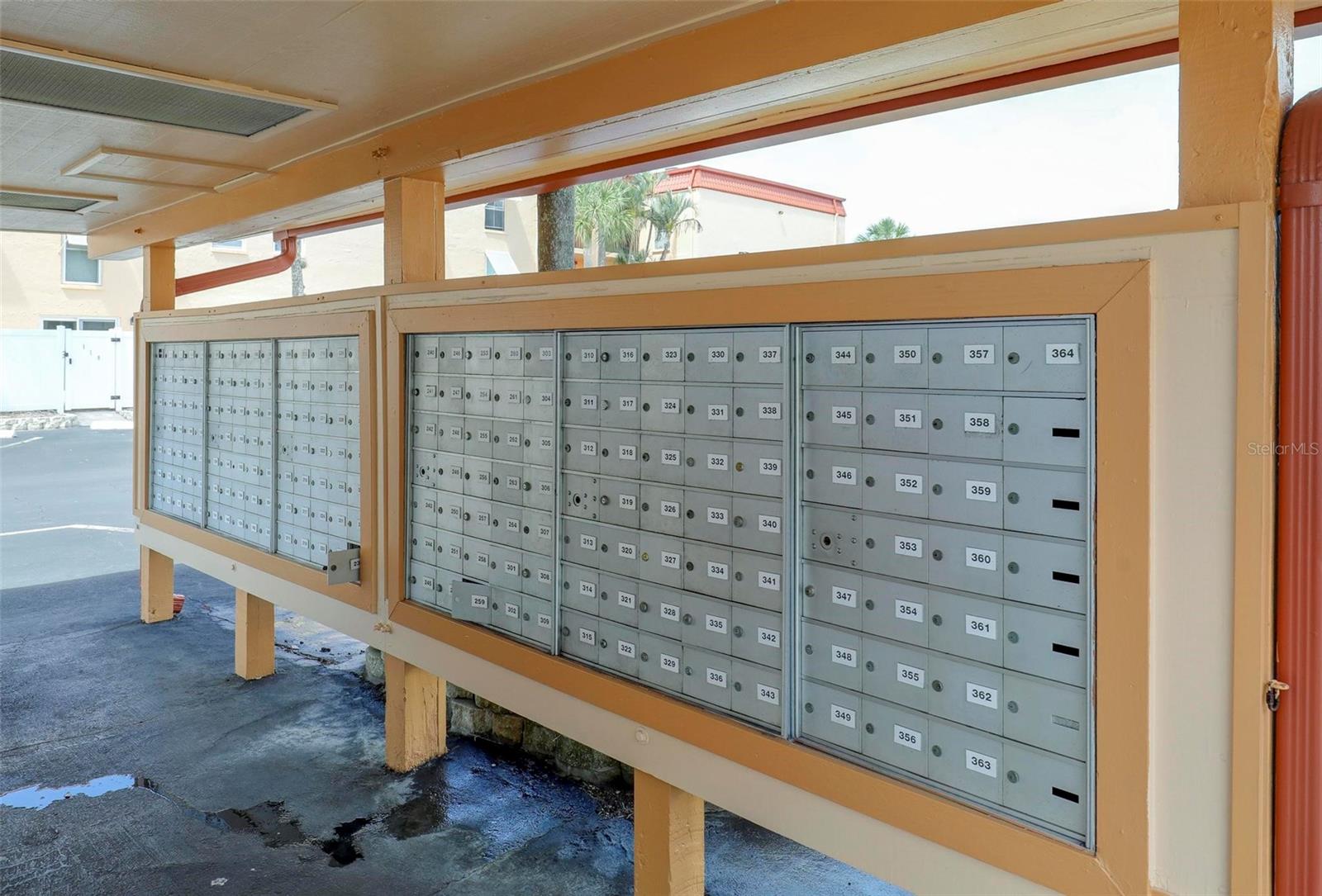 BOCA SHORES CONDO - Residential