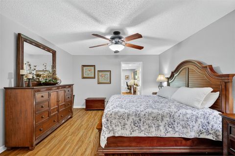 Tiny photo for 323 Olanta Drive, The Villages, FL 32162 (MLS # G5101798)
