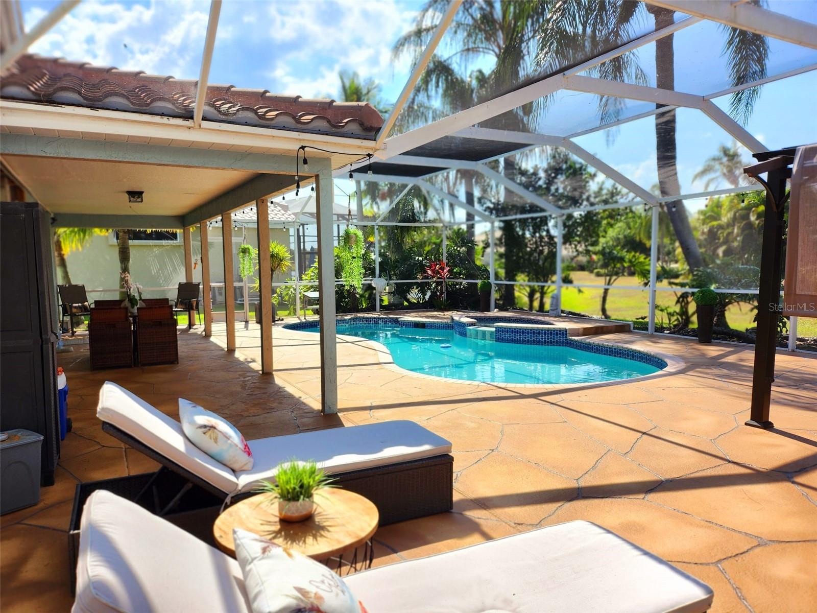 LAKE CHARLES - Residential