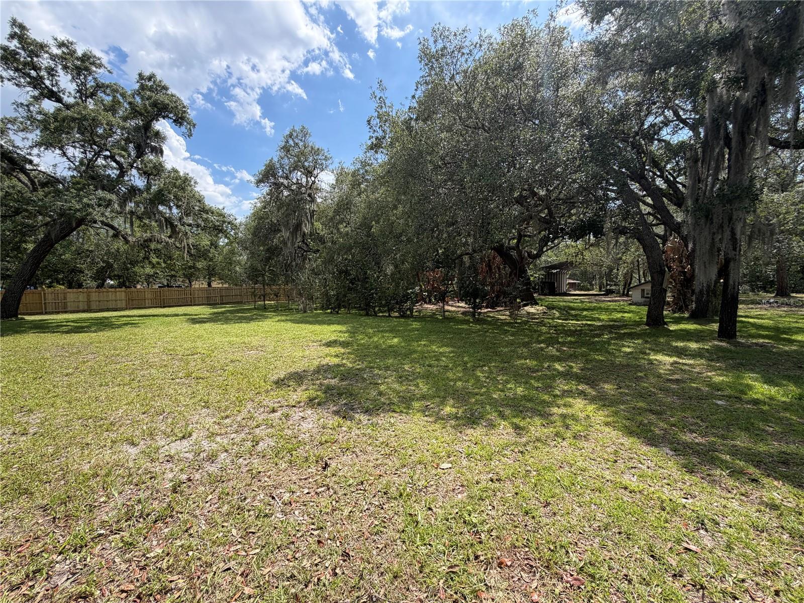 OAK LAKES RANCHETTES UNREC - Residential