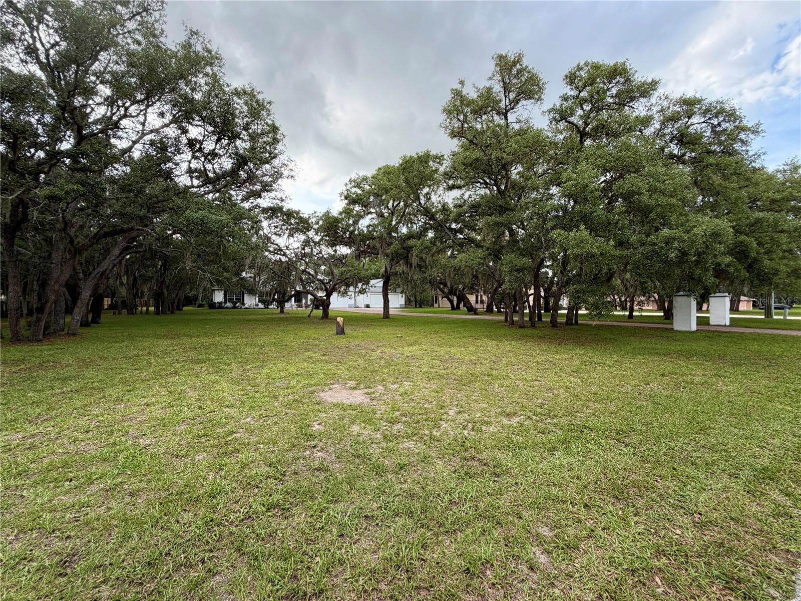 OAK LAKES RANCHETTES UNREC - Residential