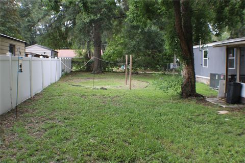 A home in SILVER SPRINGS