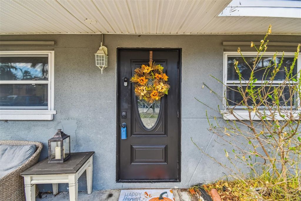 Photo of 2124 Catalina Drive, Clearwater, FL 33764 (MLS # W7878578)