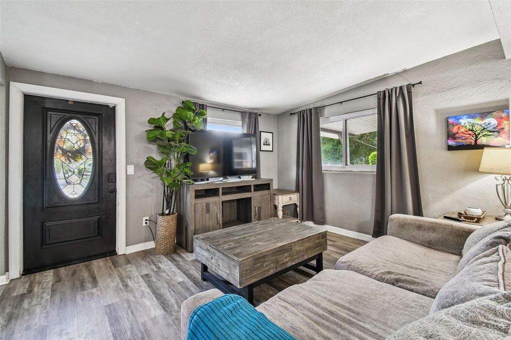 Photo of 2124 Catalina Drive, Clearwater, FL 33764 (MLS # W7878578)