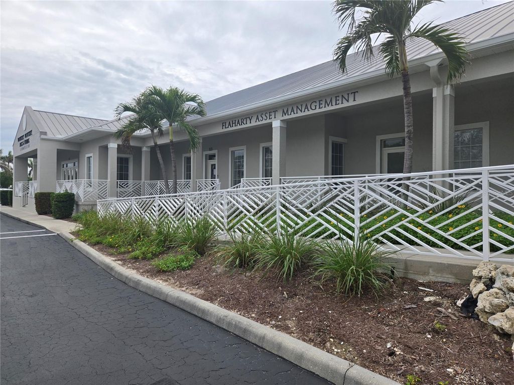 Photo of 1107 W Marion Avenue, Punta Gorda, FL 33950 (MLS # C7504508)
