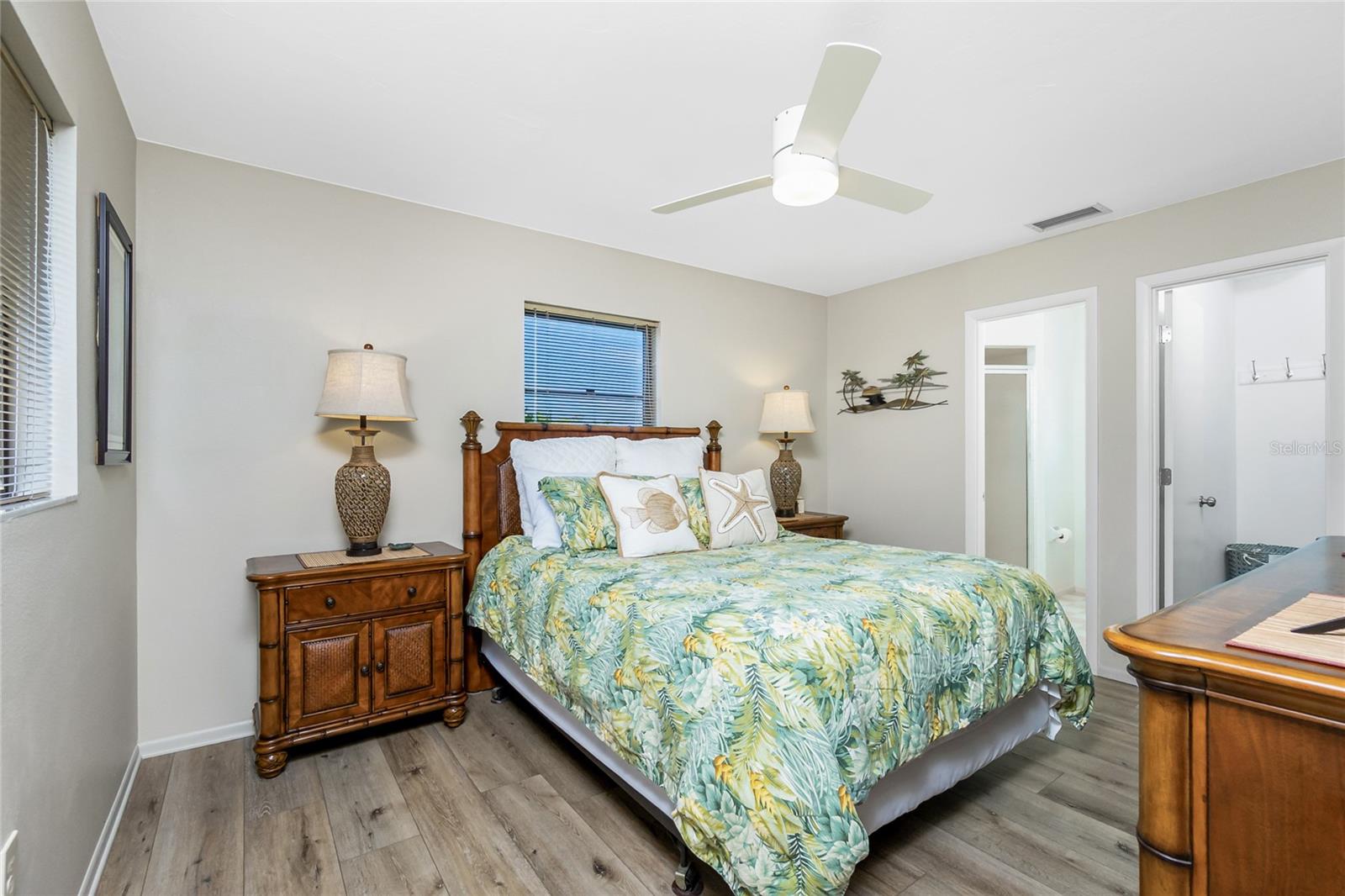 PINE COVE - Residential