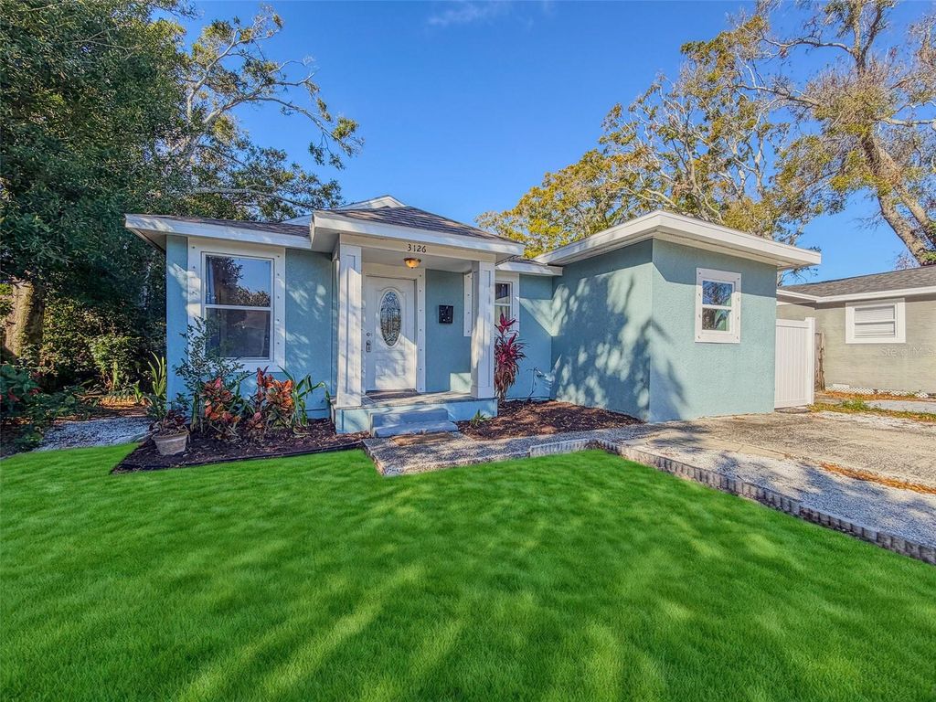 Photo of 3126 Queen Street N, St Petersburg, FL 33713 (MLS # TB8467134)