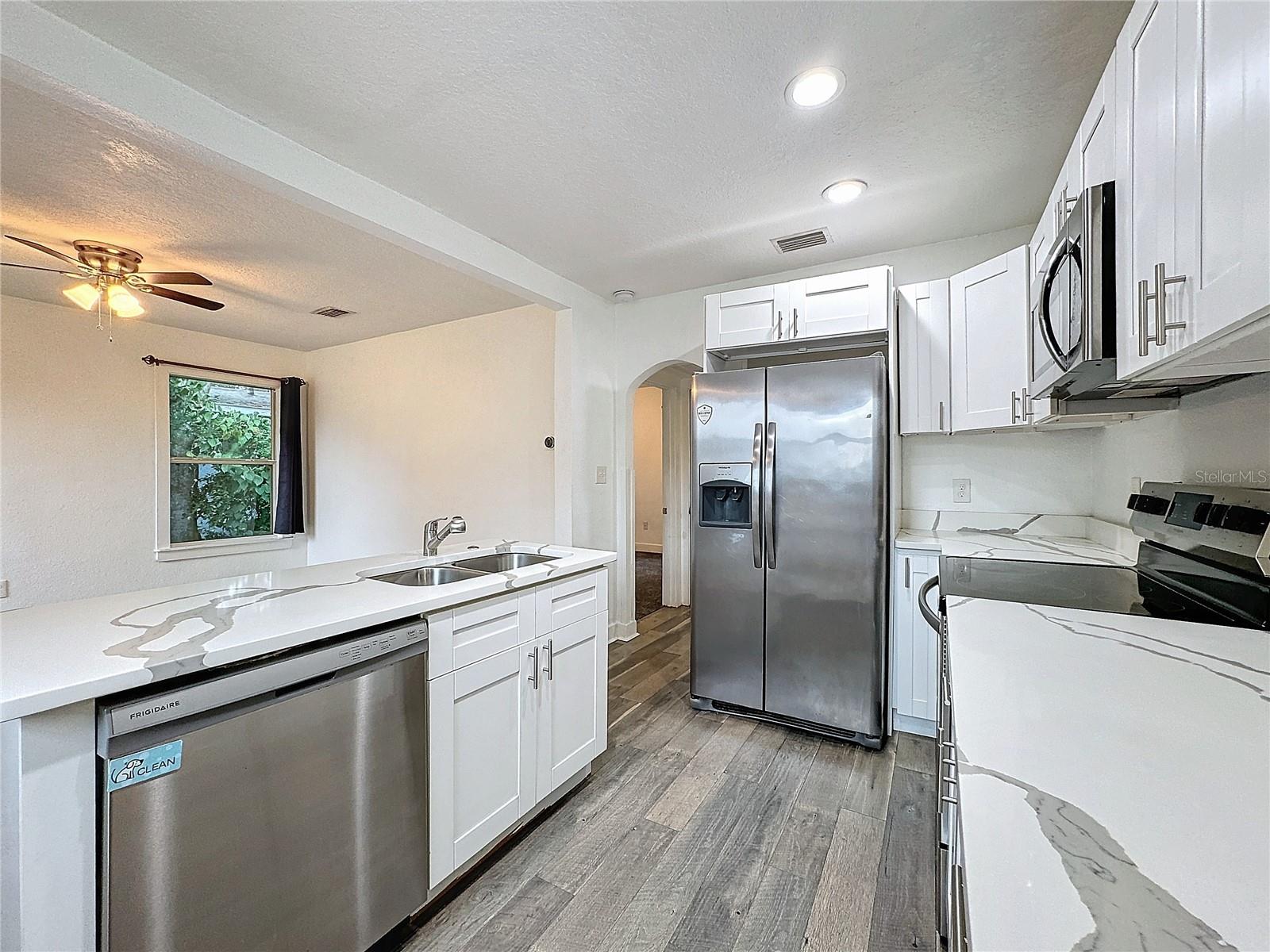 HANOUSEK F E & M M - Residential