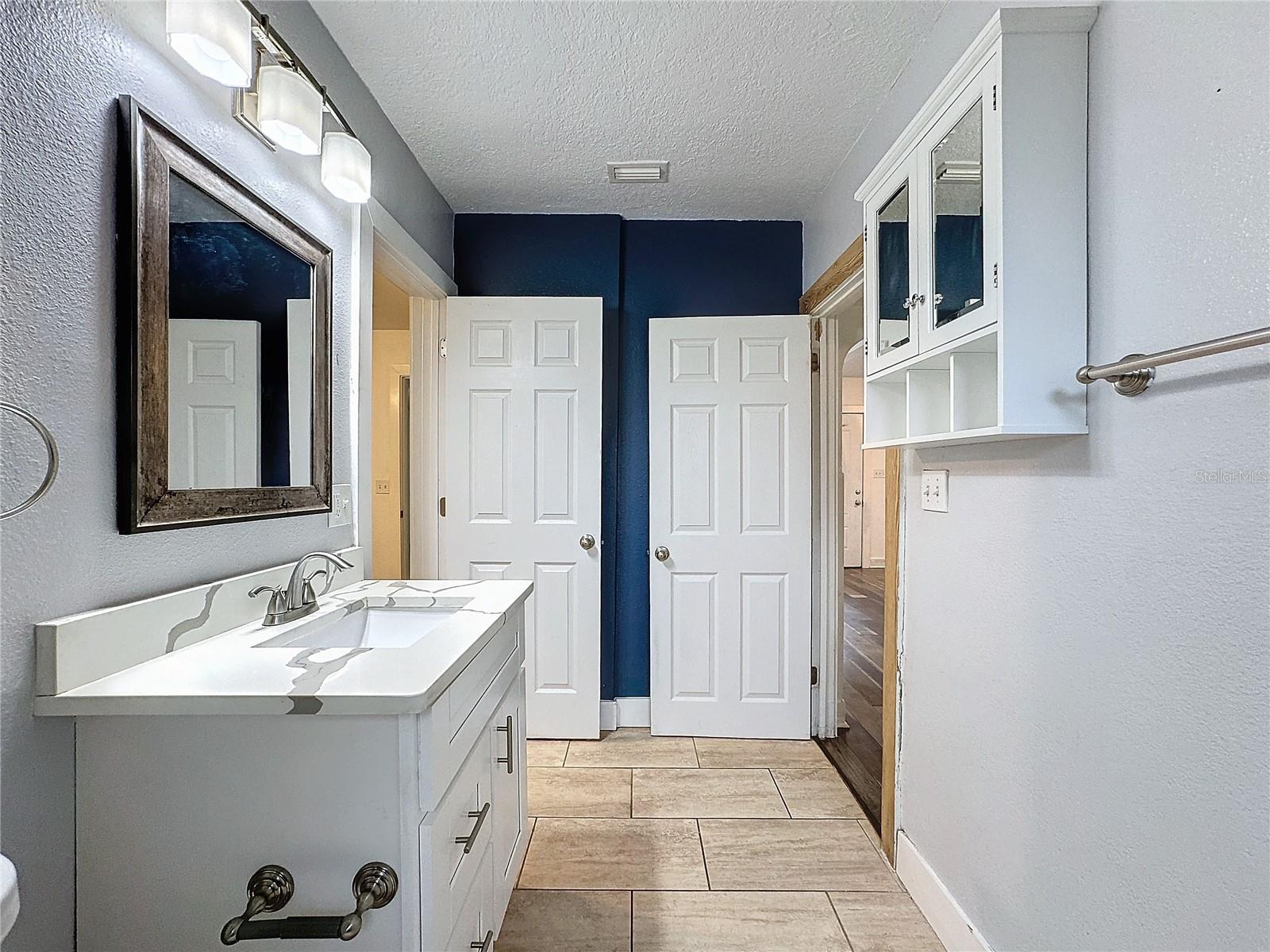 HANOUSEK F E & M M - Residential