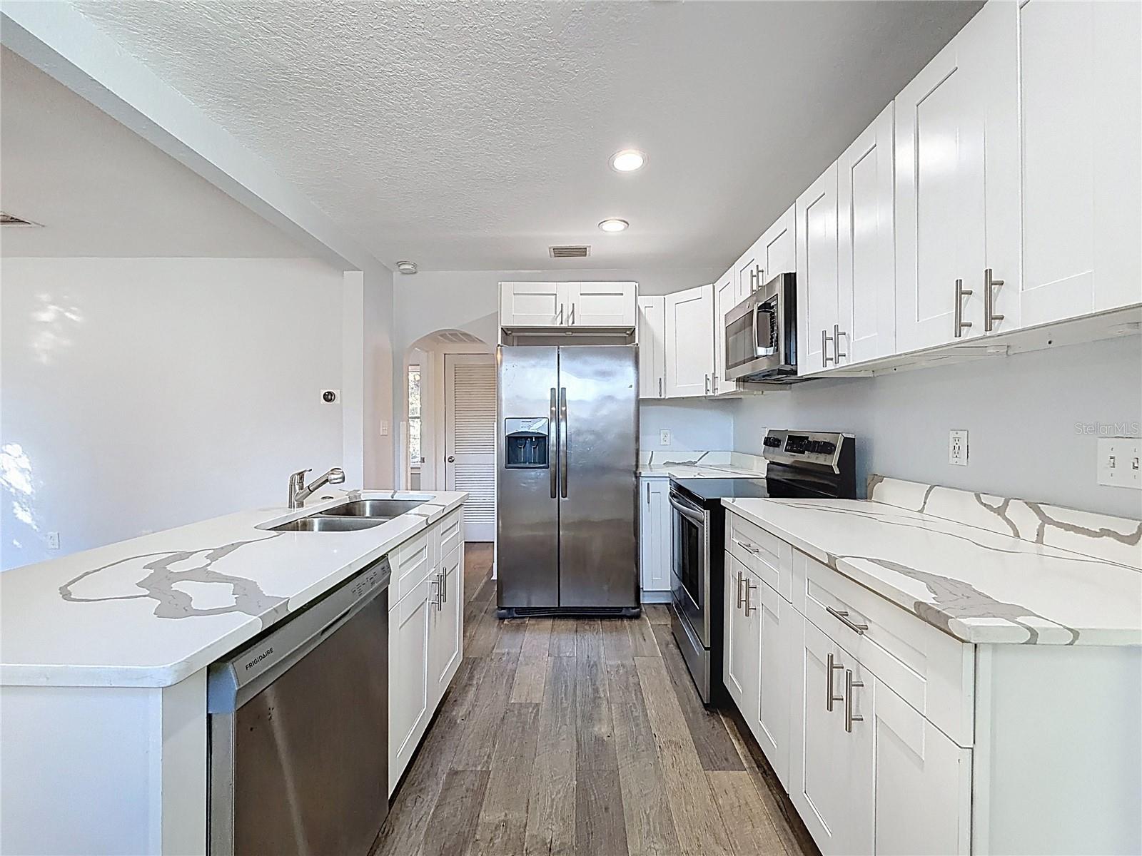 HANOUSEK F E & M M - Residential