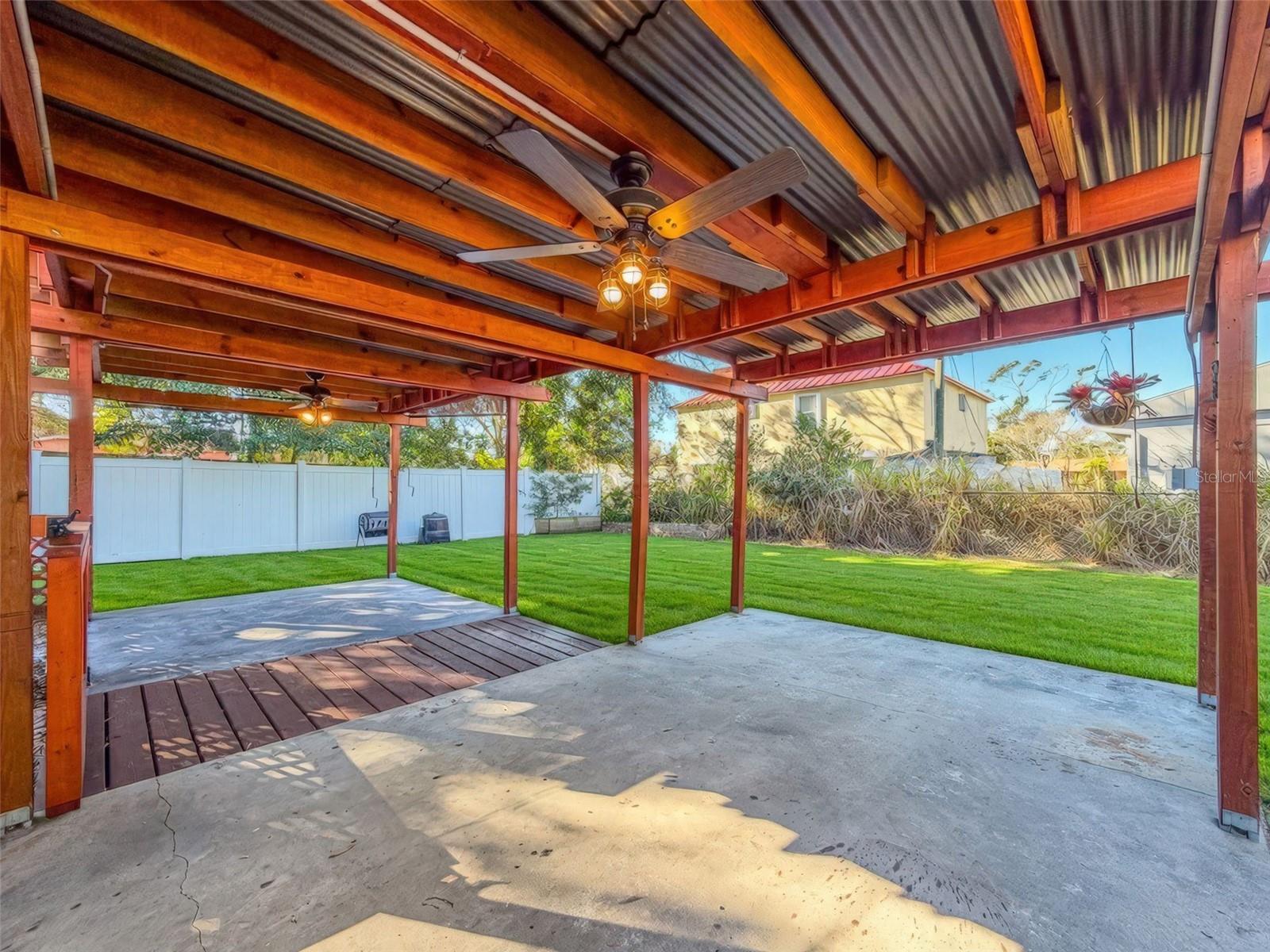 HANOUSEK F E & M M - Residential