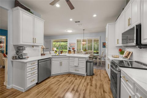 Tiny photo for 9383 SW 71st Loop, Ocala, FL 34481 (MLS # OM727292)