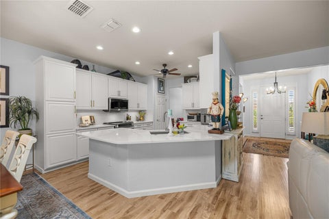 Tiny photo for 9383 SW 71st Loop, Ocala, FL 34481 (MLS # OM727292)