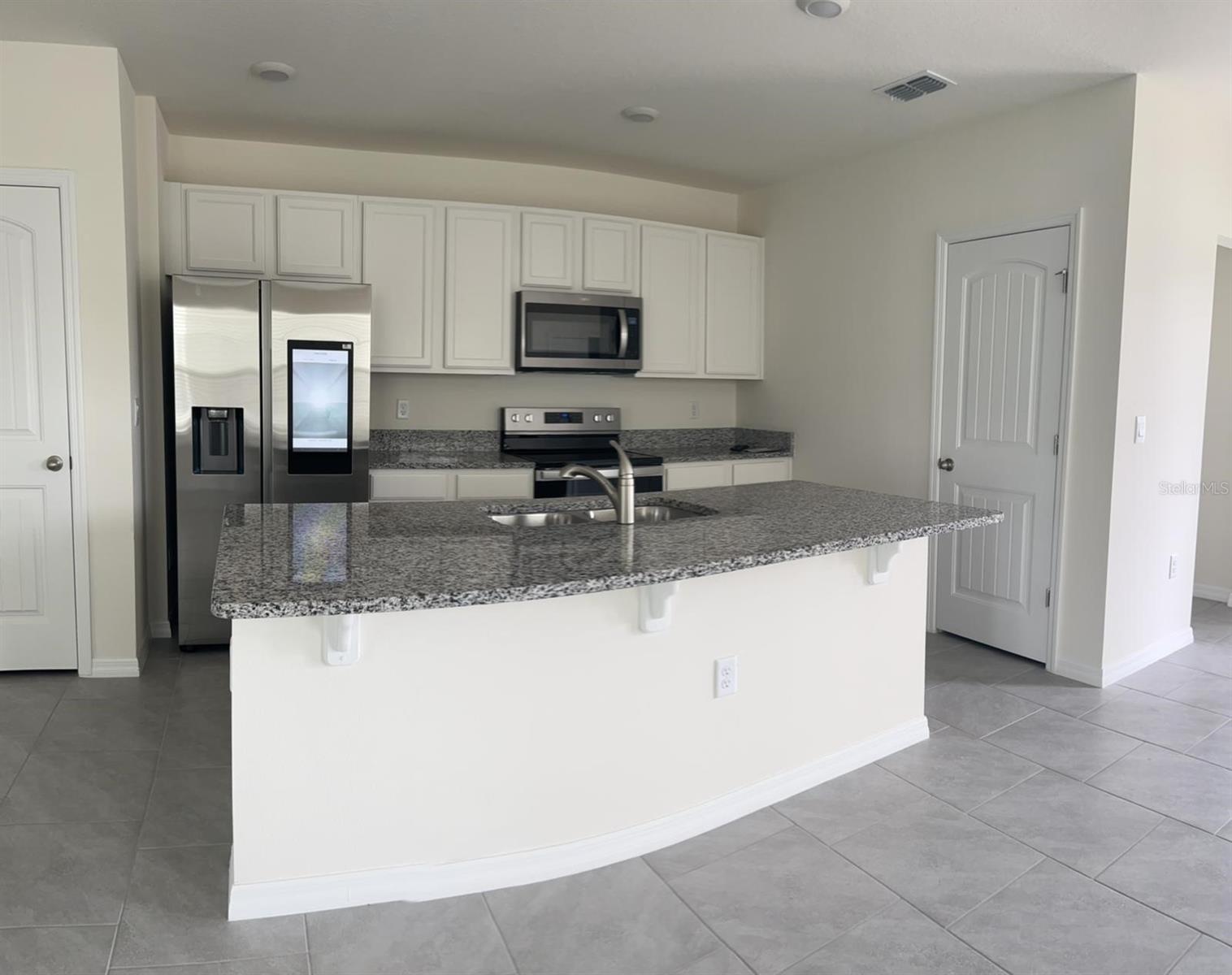 WATERLEIGH PH 4A - Residential Lease