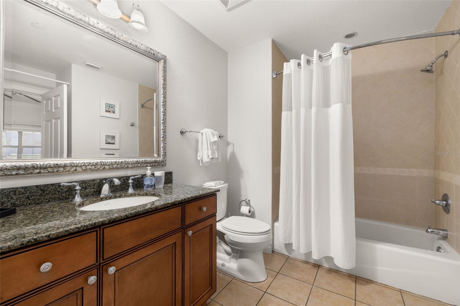 VILLAS AT REUNION SQUARE CONDO PH 5 - Residential