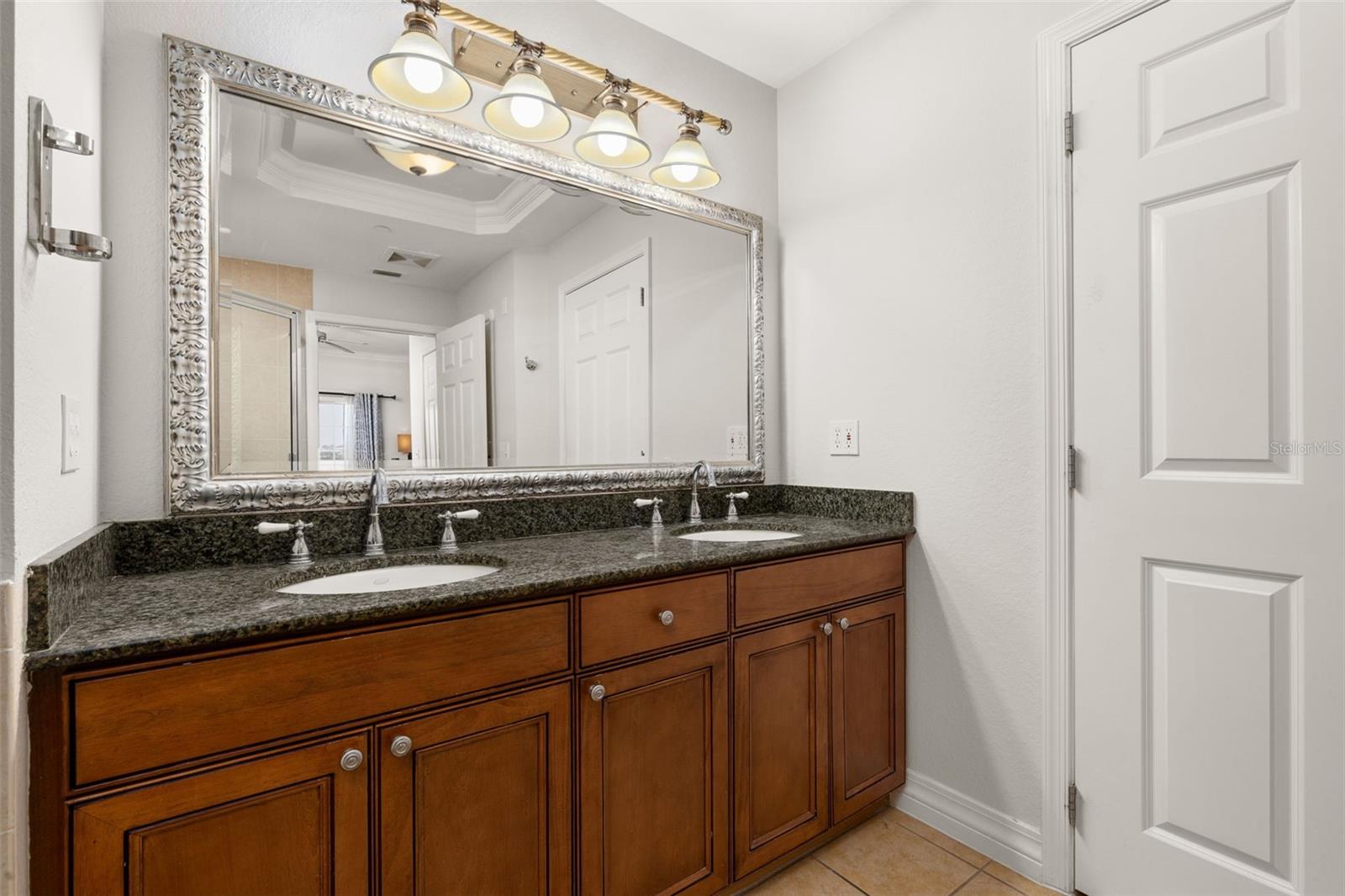 VILLAS AT REUNION SQUARE CONDO PH 5 - Residential