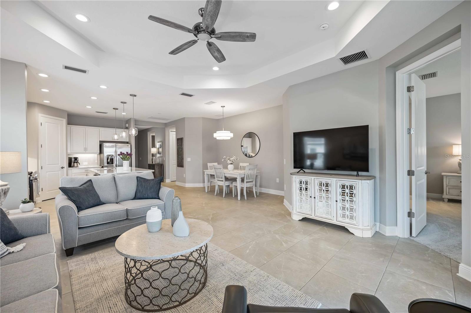 GRAND PALM PH 2B - Residential