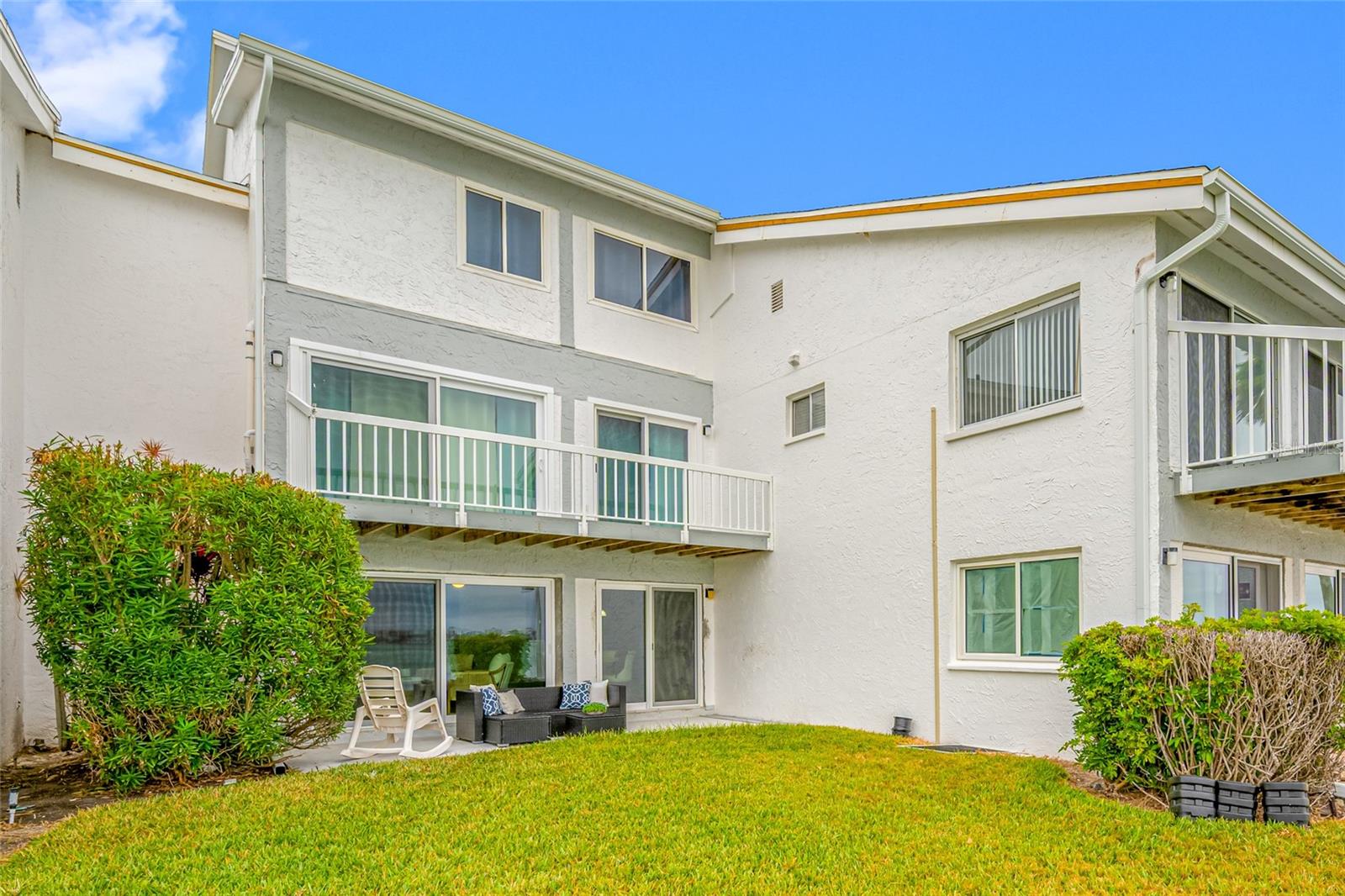 SAND KEY CONDO-BAYSIDE GARDENS I - Residential