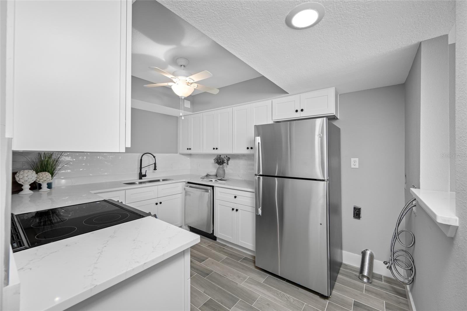 SAND KEY CONDO-BAYSIDE GARDENS I - Residential